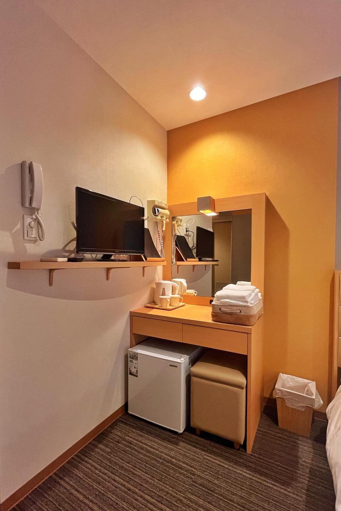 Kaizuka Kansai Seaside Hotel מראה חיצוני תמונה