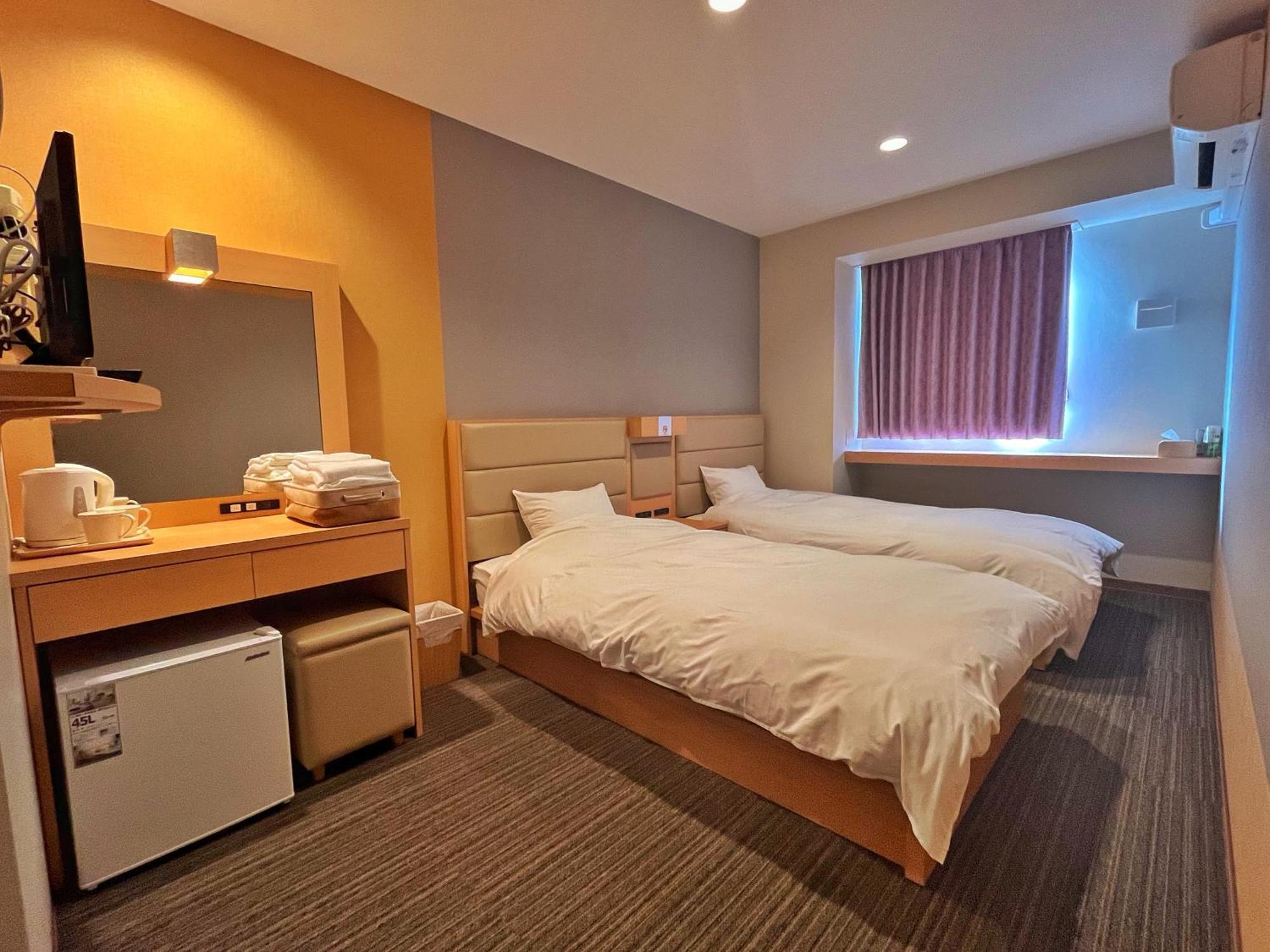 Kaizuka Kansai Seaside Hotel מראה חיצוני תמונה